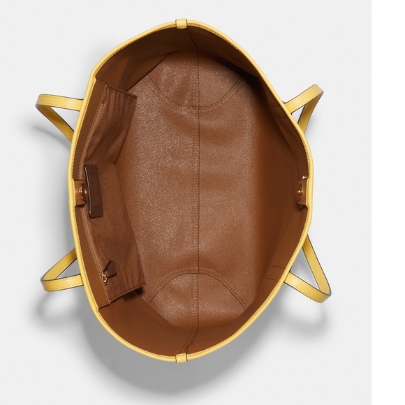 COACH City Tote In Signature Canvas With Horse And Carriage - Picture 5 of 5